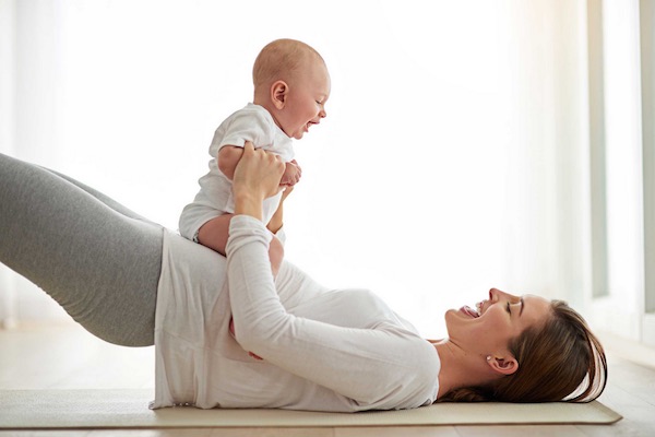 Exercise after pregnancy is one of the best things you can do for yourself. Following a gentle post pregnancy fitness plan helps new mothers get their body back in to shape. Mom’s need to be sure to get their doctor’s approval before you beginning this process. 